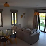 Vallianos D Villa *