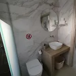 Vallianos D